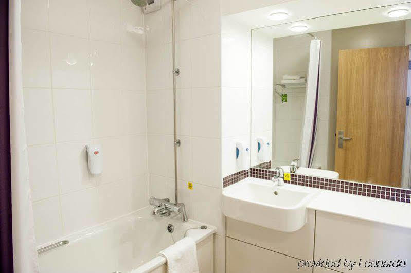 Hotel Wheatsheaf By Chef & Brewer Collection à North Waltham Extérieur photo